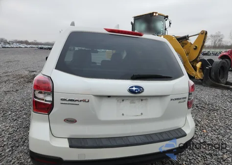 2016 Subaru Forester 2.5I Premium из США, поврежденный, VIN JF2SJADC3GH511604